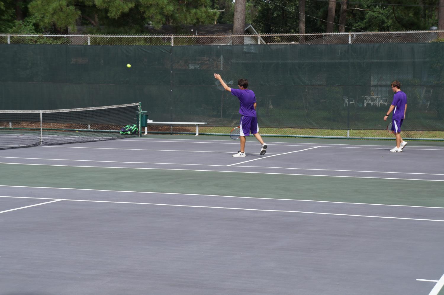 EHS Tennis Cats earn victory over Arkansas High