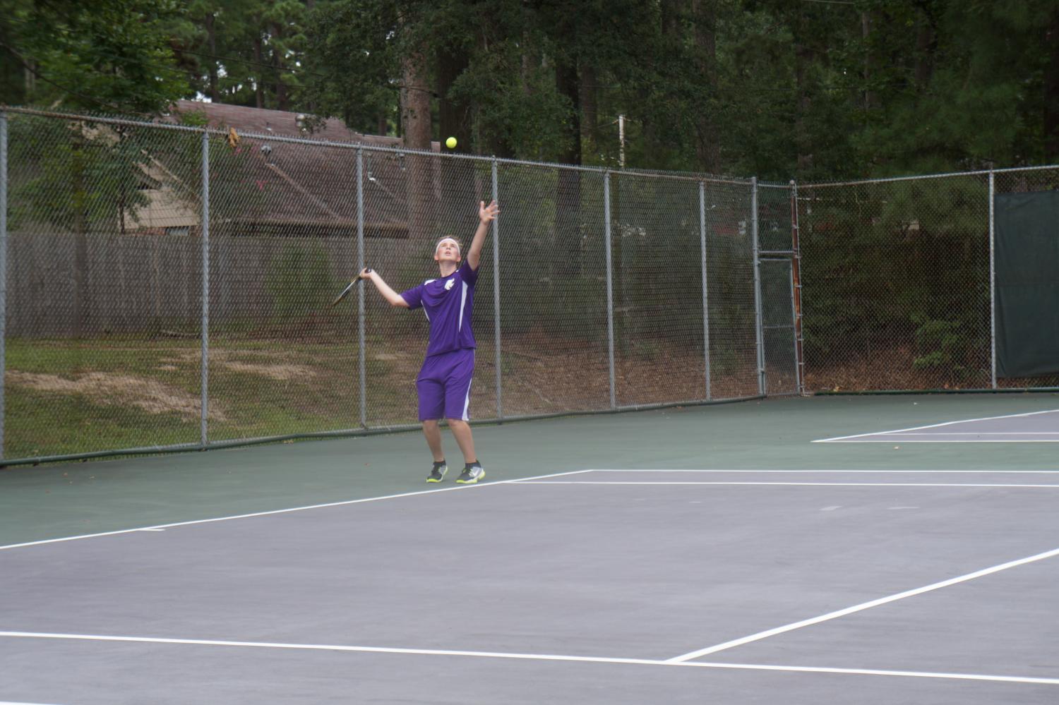 EHS Tennis Cats earn victory over Arkansas High