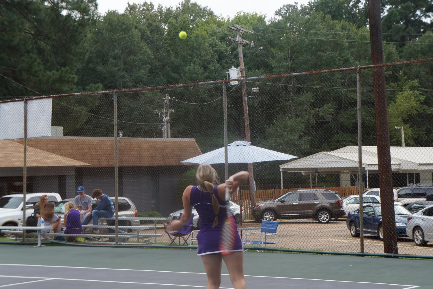 EHS Tennis Cats earn victory over Arkansas High