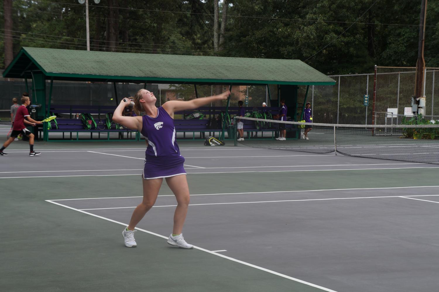 EHS Tennis Cats earn victory over Arkansas High