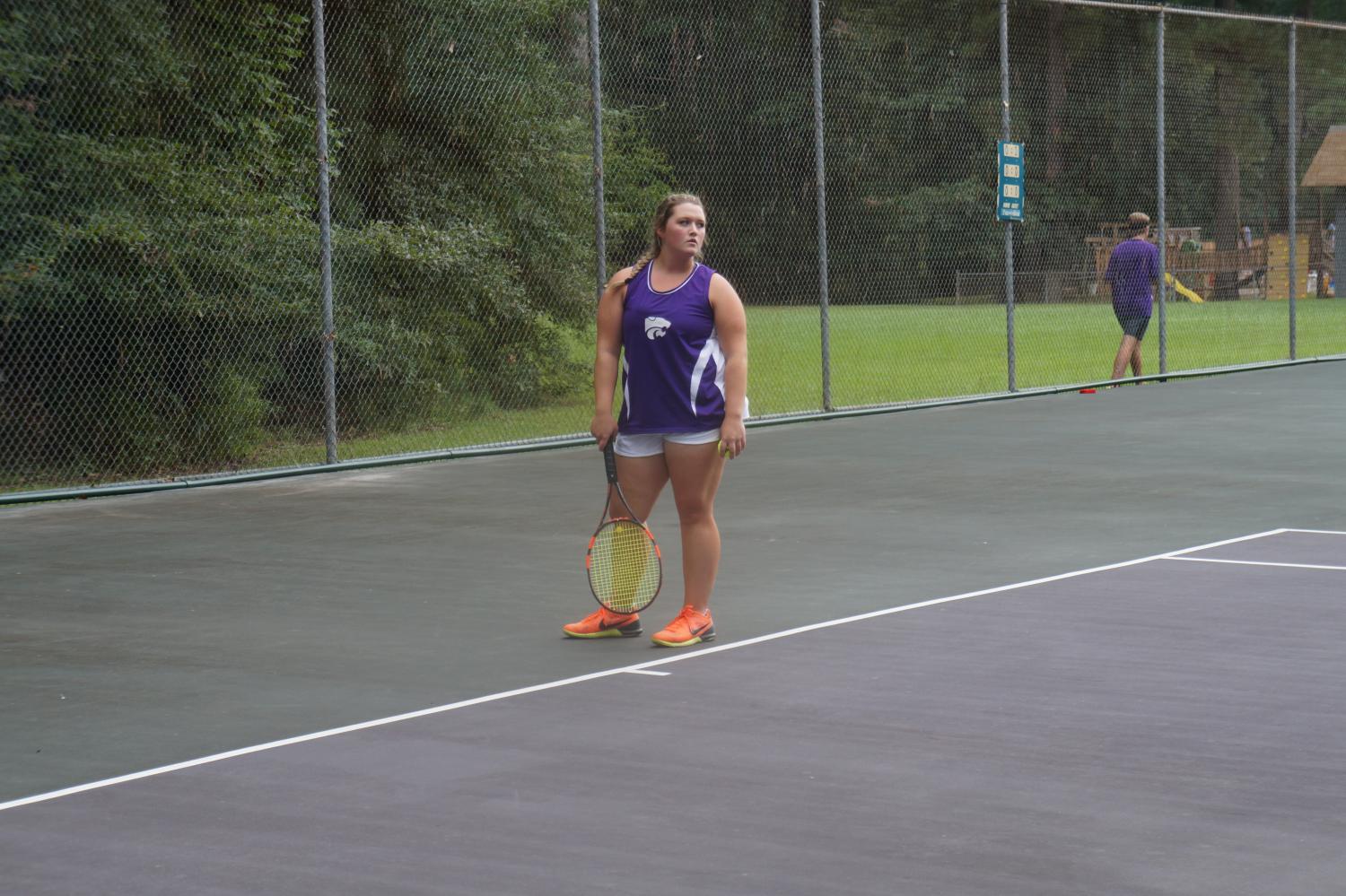 EHS Tennis Cats earn victory over Arkansas High