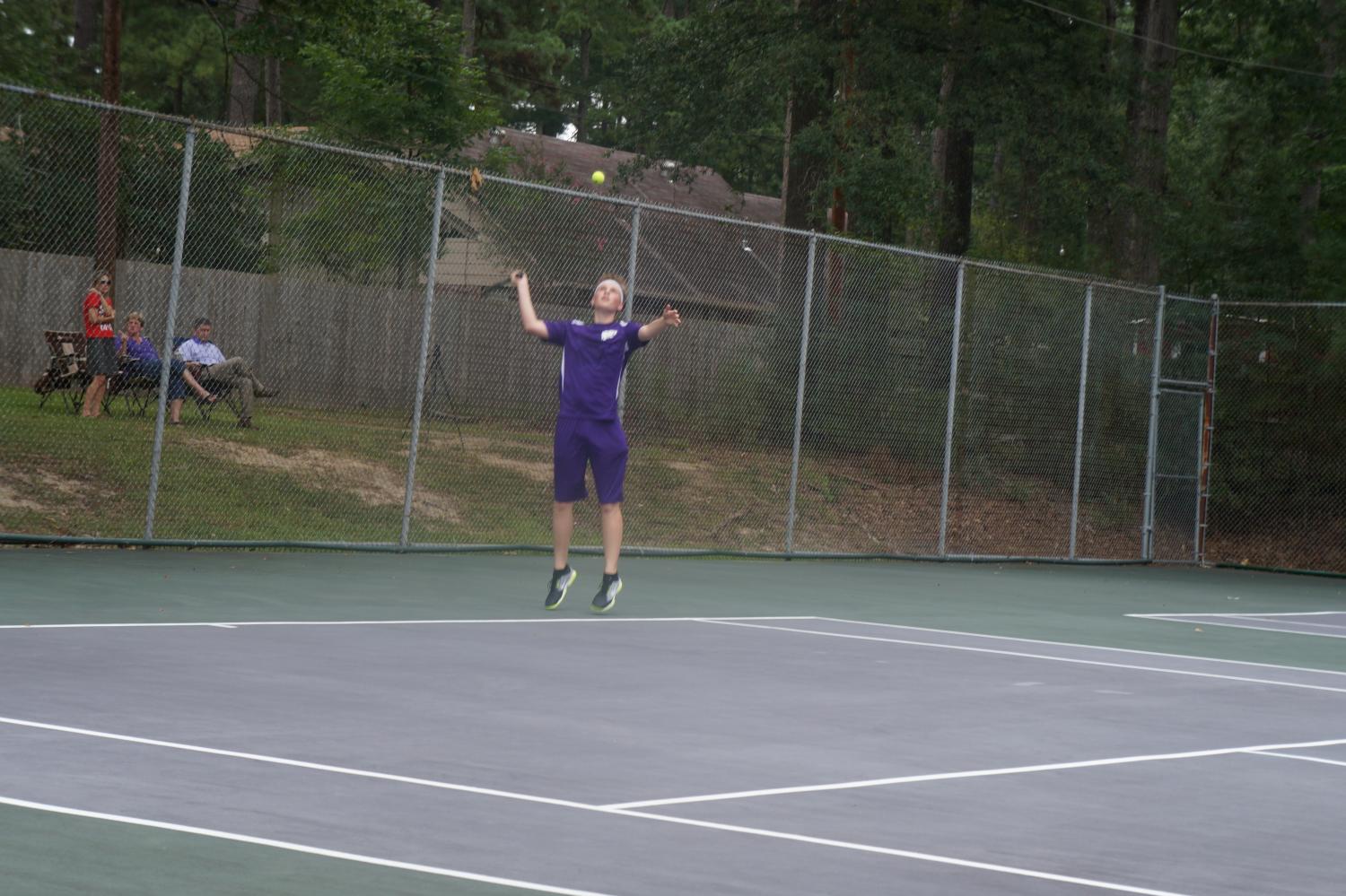 EHS Tennis Cats earn victory over Arkansas High