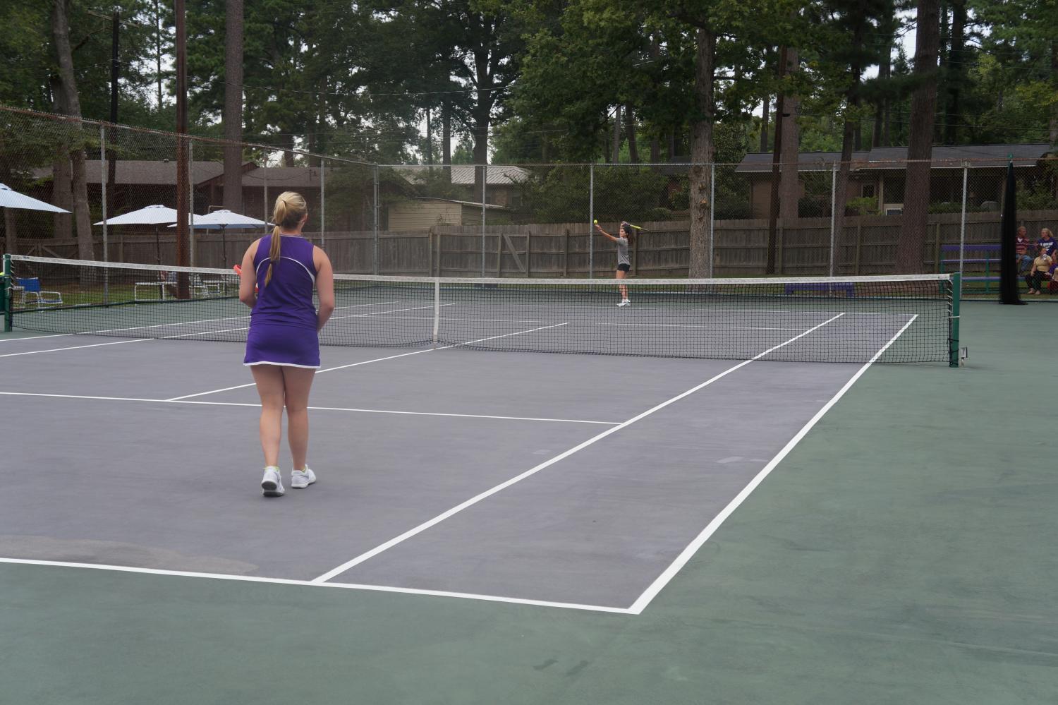 EHS Tennis Cats earn victory over Arkansas High