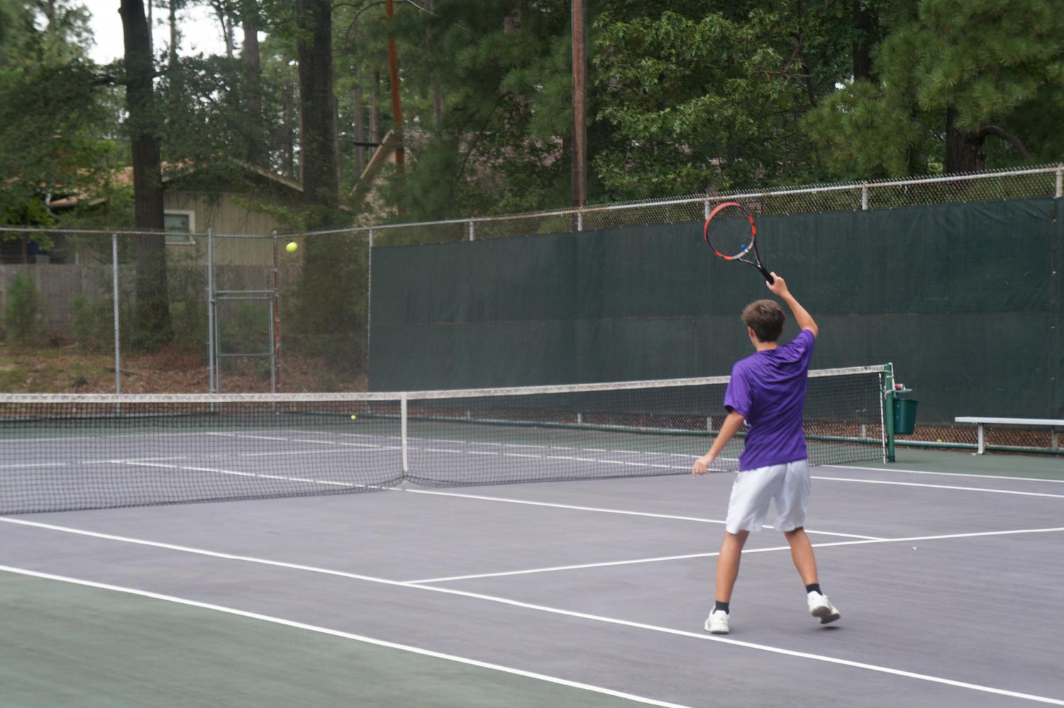 EHS Tennis Cats earn victory over Arkansas High