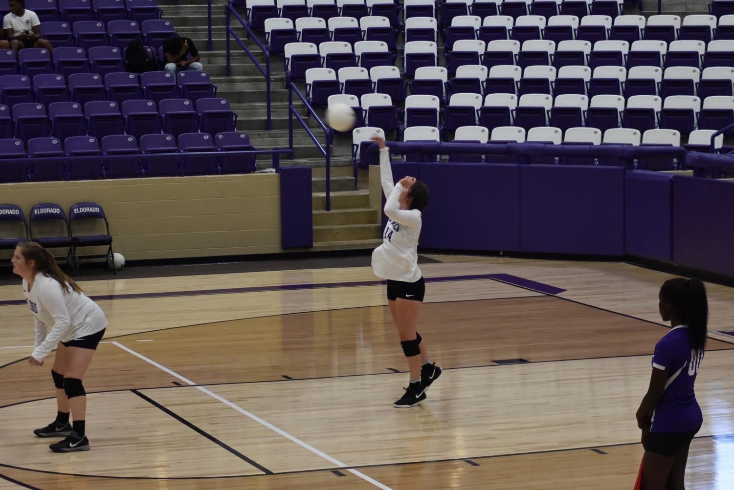 EHS Volleyball squares off against Camden-Fairview