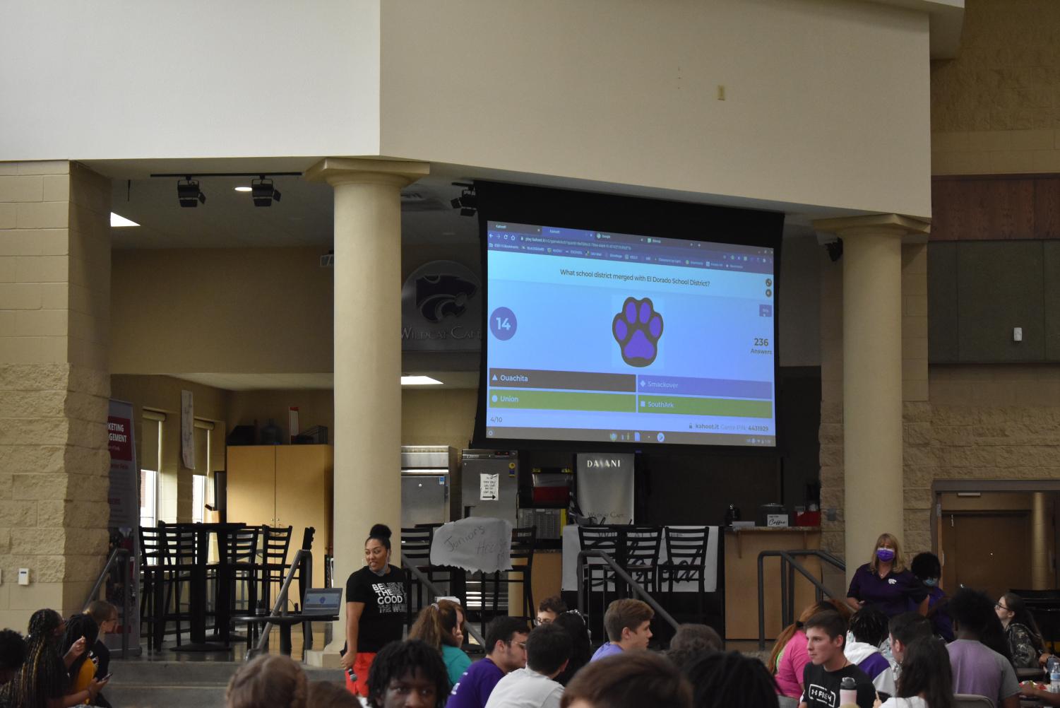 Students Play Kahoot To Earn Points for Color Wars