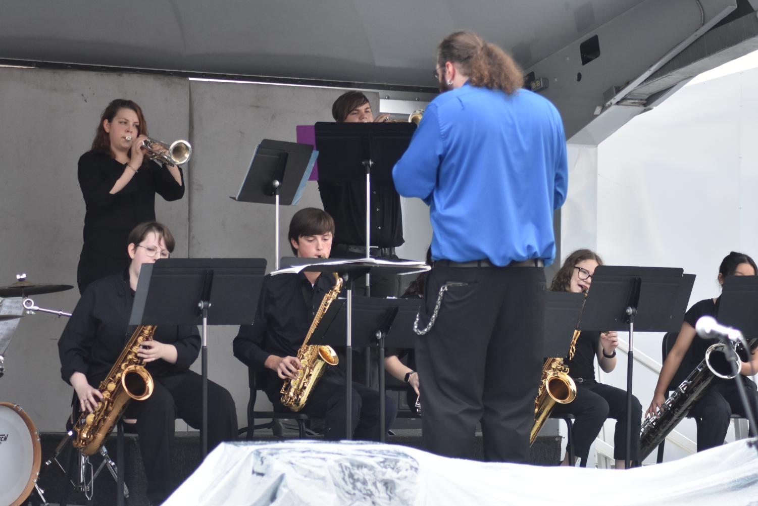 EHS Performance Groups Blow the Town Away At Music Fest 2021