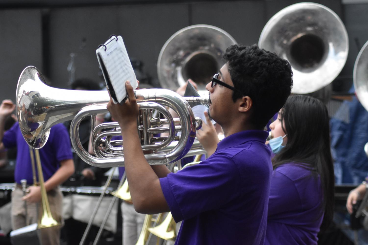 EHS Performance Groups Blow the Town Away At Music Fest 2021