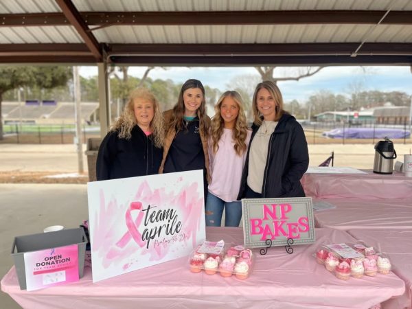EHS Community steps up for teacher with cancer